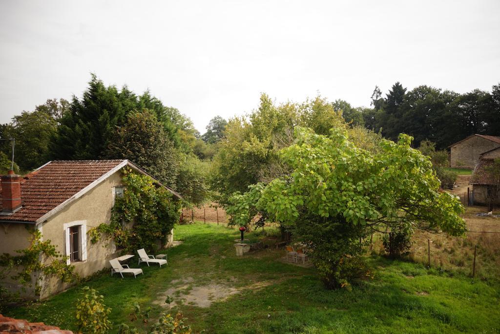 Domaine De Romefort Saint-Léonard-de-Noblat Rum bild