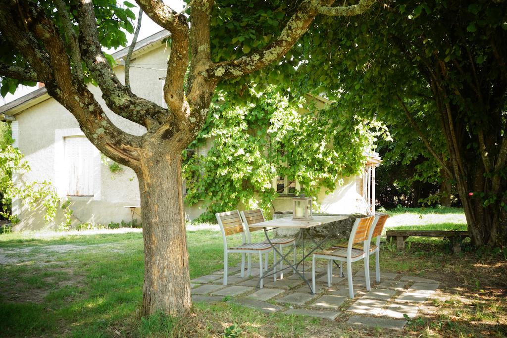 Domaine De Romefort Saint-Léonard-de-Noblat Rum bild