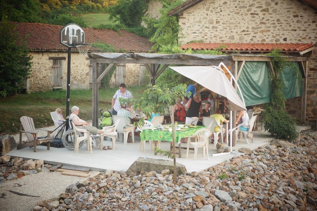 Domaine De Romefort Saint-Léonard-de-Noblat Exteriör bild